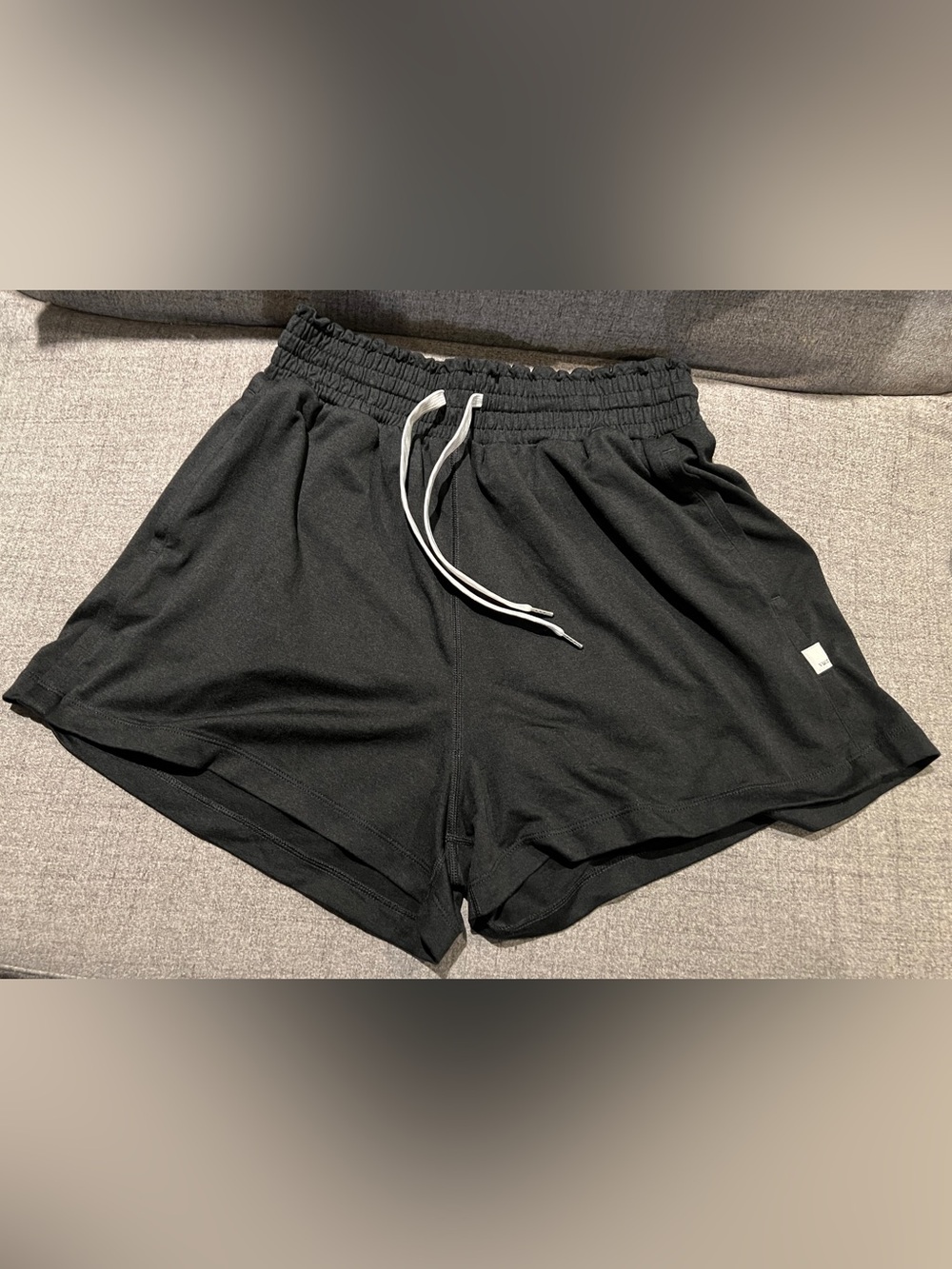 Vuori Halo Boxy Short Women's DreamKnit Shorts, Black Heather - Picture 7 of 16